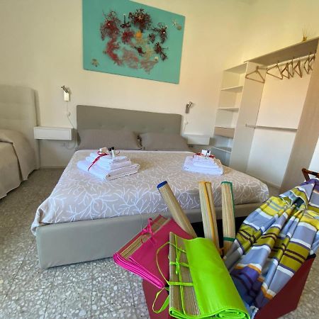 Rossocorallo Rooms อาลเกโร ภายนอก รูปภาพ