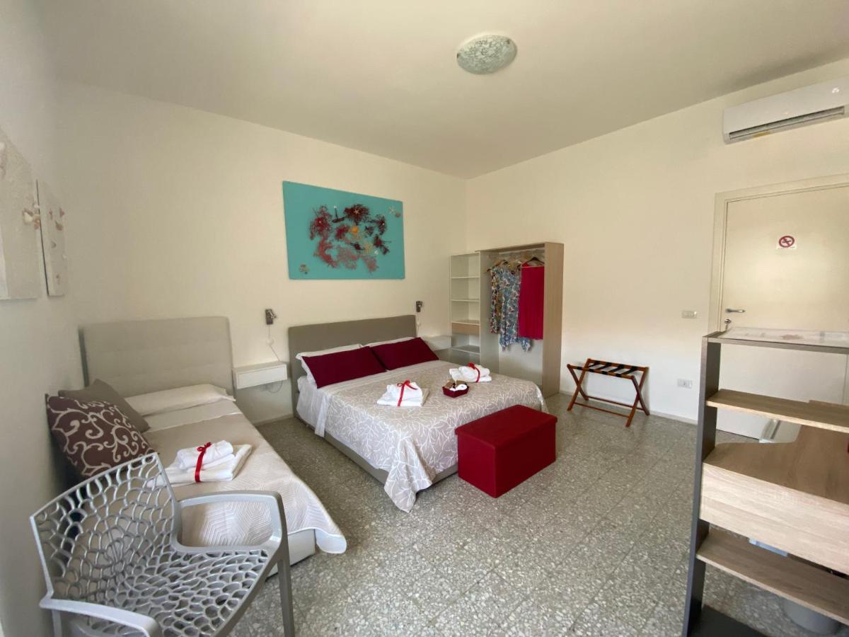 Rossocorallo Rooms อาลเกโร ภายนอก รูปภาพ