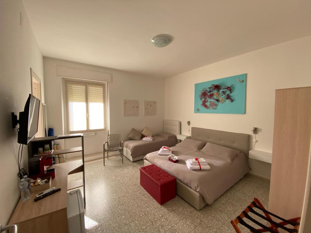 Rossocorallo Rooms อาลเกโร ภายนอก รูปภาพ