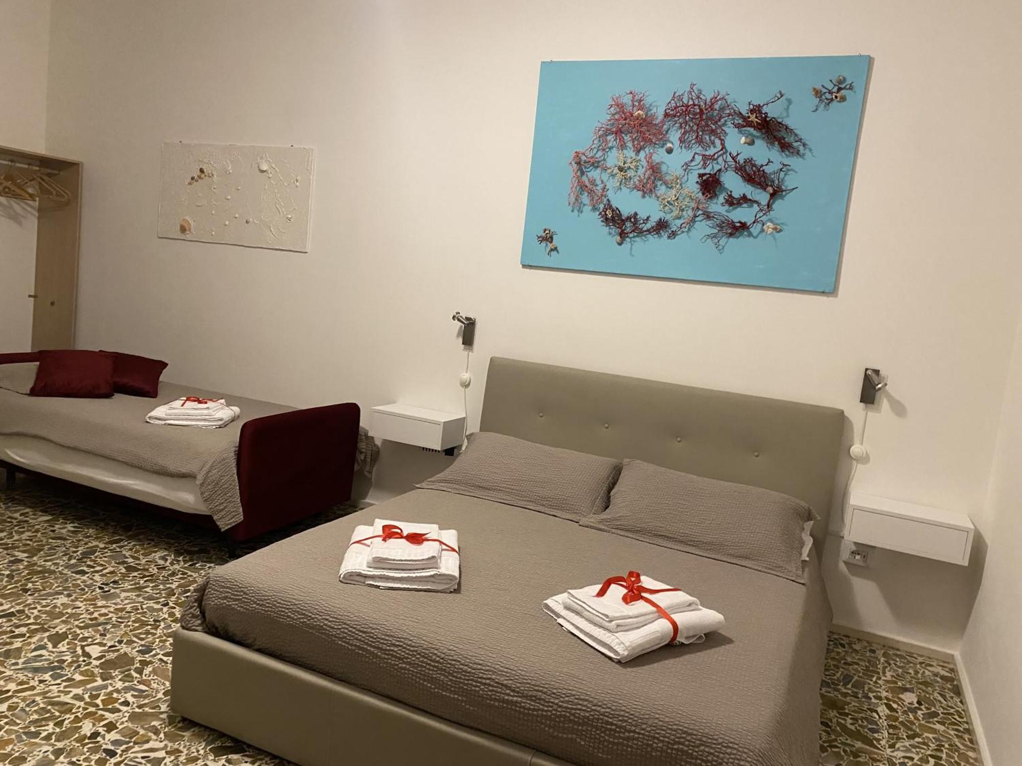 Rossocorallo Rooms อาลเกโร ภายนอก รูปภาพ